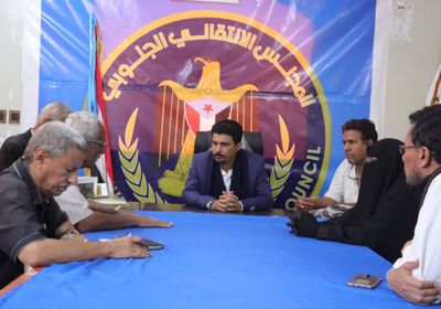 "انتقالي شبوة" يساند مطالب المتقاعدين الجنوبيين