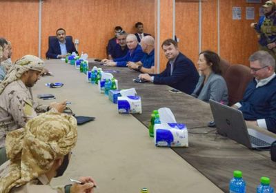 لقاء تطبيع الحياة في شبوة.. ويستلي وليندركينج بحضرة بن الوزير