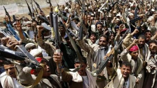 عكاظ: فتنة حوثية لإشعال الصراعات بين القبائل