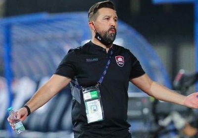 رسميًا.. الأهلي السعودي يقيل المدرب البلجيكي هاسي