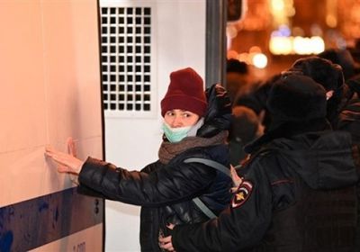 روسيا.. اعتقالات ضد مناهضي الحرب على أوكرانيا