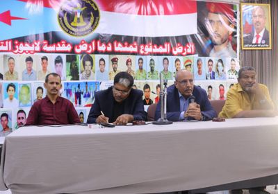 الكثيري: الشرعية تتعمد تجويع الجنوبيين.. وهذه إنجازات "الانتقالي"