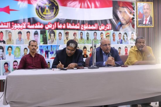 الكثيري: الشرعية تتعمد تجويع الجنوبيين.. وهذه إنجازات "الانتقالي"