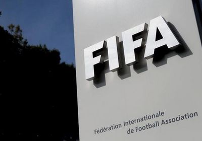 الفيفا يفتح باب الانتقالات للاعبين العالقين في روسيا