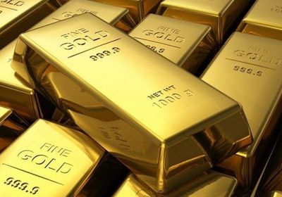 سوق الذهب بلندن تعلق جميع المصافي الروسية من قائمتها