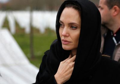 زيارة جولي تثير قلق الحوثيين من انكشاف جرائمهم