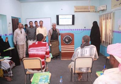 دورة عن "الاستجابة المجتمعية" بمؤسسة مياه الشحر