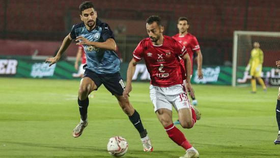الأهلي المصري يخطف صدارة الدوري من بيراميدز