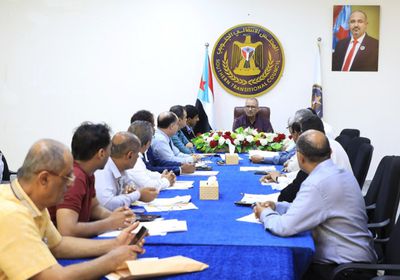 هنأتها بيومها العالمي.. "أمانة الانتقالي": دور نضالي للمرأة الجنوبية