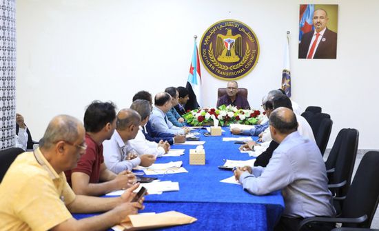 هنأتها بيومها العالمي.. "أمانة الانتقالي": دور نضالي للمرأة الجنوبية