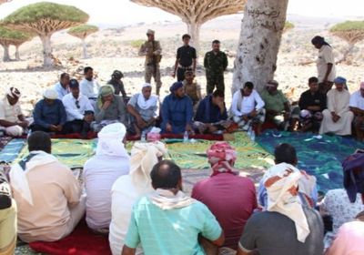 وفد "انتقالي سقطرى" يطلع على احتياجات مواطني دكسم