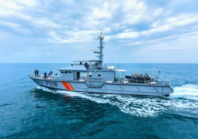 الكويت.. خفر السواحل ينفذ تمرينا بالذخيرة الحية في المياه الإقليمية