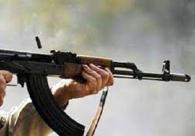 باغتهما وهرب.. مسلح يقتل شابين برصاصة واحدة في إب