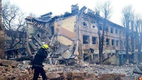 القصف الروسي يستهدف أهدافًا أوكرانية