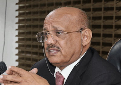 لمخالفة مالية بنصف مليار.. استدعاء محافظ "المركزي" أمام النيابة