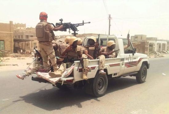 سقوط شهيدين في حادث استهداف موكب قائد حزام أبين