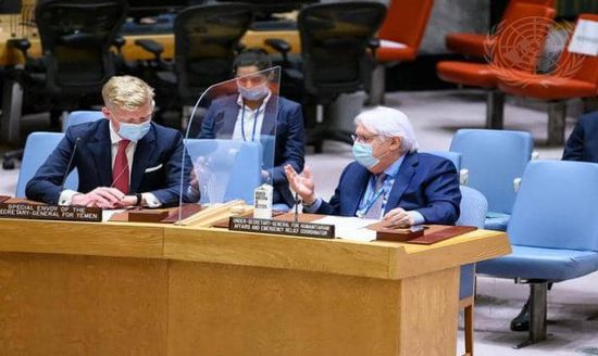 جريفيث يهاجم الحوثيين: المليشيا تعرقل أعمال الإغاثة