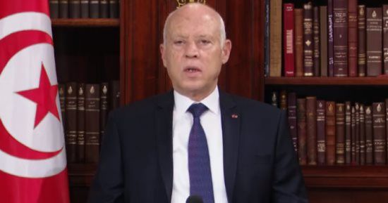 لهذا السبب.. الرئيس التونسي يستدعي وزير الداخلية