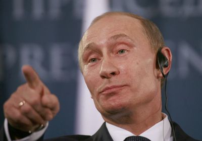 الشيوخ الأمريكي يعتبر بوتين "مجرم حرب"