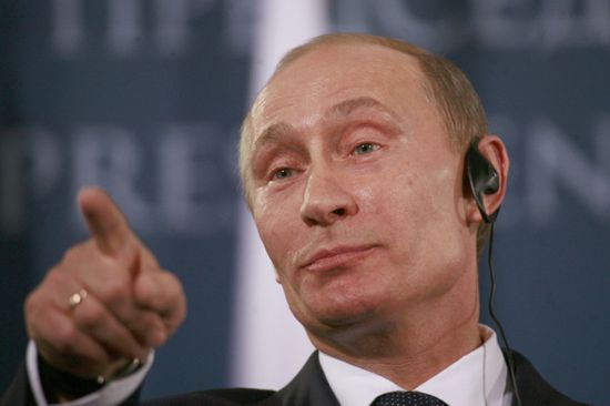 الشيوخ الأمريكي يعتبر بوتين "مجرم حرب"