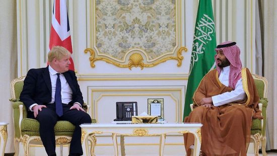 رئيس الوزراء البريطاني يزور "بوليفارد رياض سيتي"