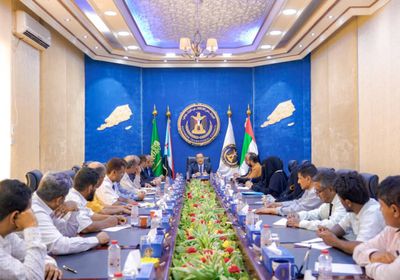 منسقيات الانتقالي بجامعتي عدن وأبين تطلع على سير المفاوضات