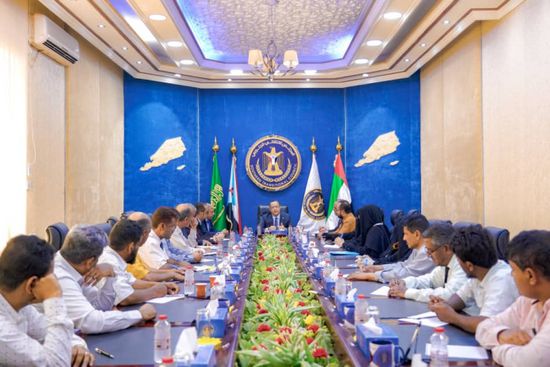 منسقيات الانتقالي بجامعتي عدن وأبين تطلع على سير المفاوضات