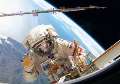 كبسولة تحمل 3 رواد روس تصل إلى الفضاء الدولية