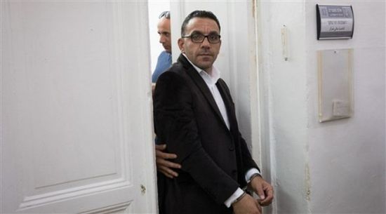 إسرائيل تمنع محافظ القدس من السفر 