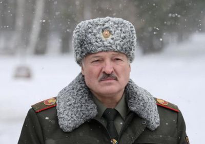 رئيس بيلاروسيا يكشف ما وراء قيادة الجيش الاوكراني