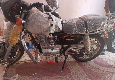 بلاغ يقود لسارق دراجات نارية في المكلا