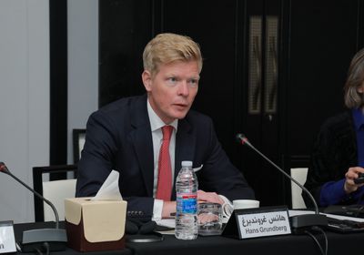 المشاورات الثنائية تستعرض رؤى لمعالجة القضايا الإنسانية