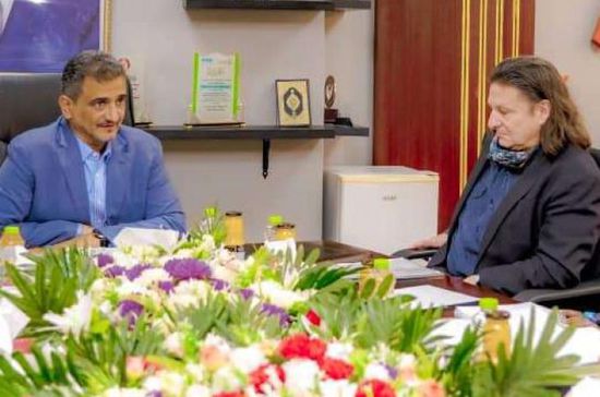 لملس يطالب المنظمات الإغاثية ببرامج حرفية مستدامة