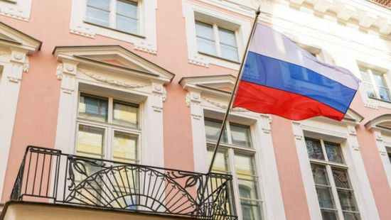 موسكو تتعهد الرد بالمثل على قرار بولندا بطرد الدبلوماسيين الروس