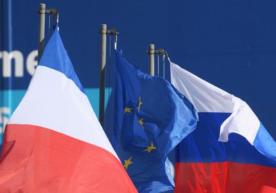 بقيمة 800 مليون يورو.. فرنسا تجمد أصولًا روسية
