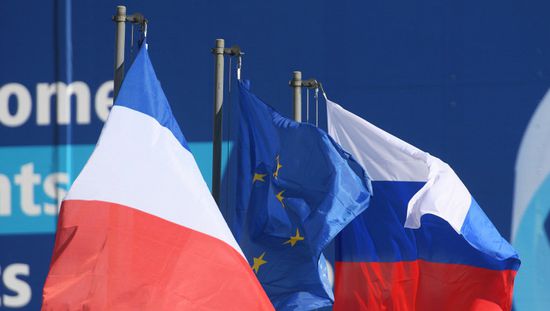 بقيمة 800 مليون يورو.. فرنسا تجمد أصولًا روسية
