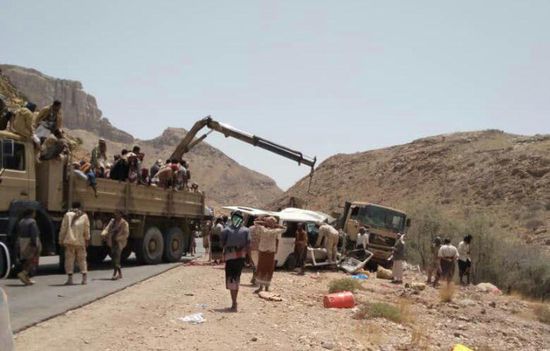 وفاة 8 من مقاتلي "العمالقة" في حادث مروري بمفرق الصعيد