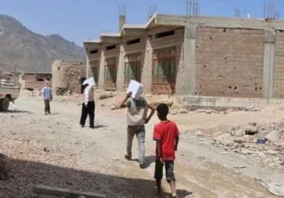 سلمان للإغاثة يوزع 324 طن أغذية في سقطرى
