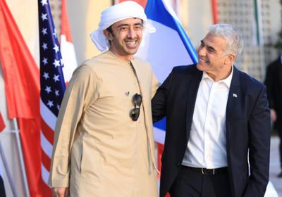 عبدالله بن زايد يدعو للبناء على الاتفاق الإبراهيمي