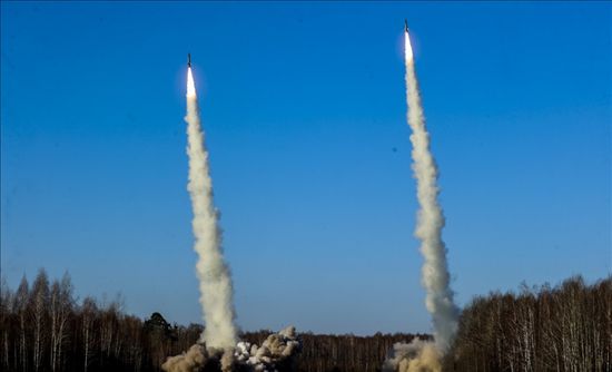 القوات الروسية تشن قصفا صاروخيا على أهداف أوكرانية