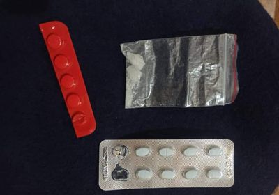 الإطاحة بمدمن مخدرات في المكلا