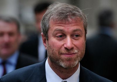 محاولة تسميم الملياردير الروسي أبراموفيتش ومفاوضين أوكرانيين