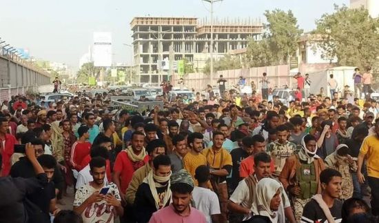 تشييع جثمان الشهيد المشرقي في الشيخ عثمان