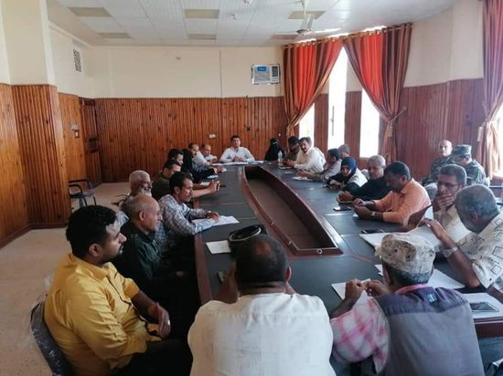 استنفار المكاتب الخدمية في البريقة لاستقبال رمضان