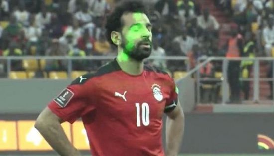 ماذا قال مدرب ليفربول عن واقعة الليزر ضد صلاح؟