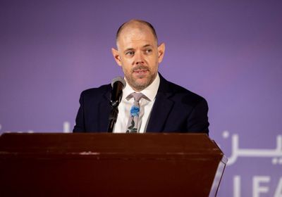 السفير البريطاني يصف "هدنة الشهرين" بالخطوة الشجاعة