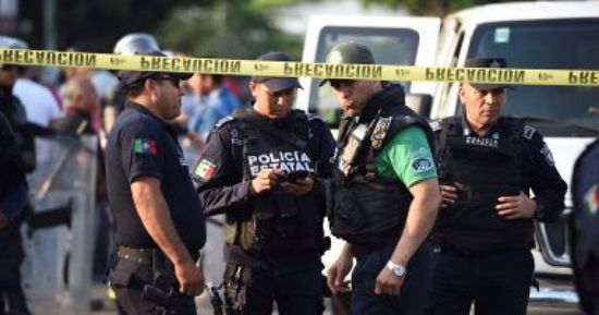 مقتل شرطي و8 مجرمين بالمكسيك