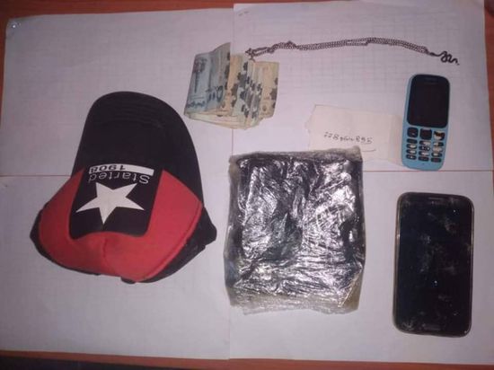 سقوط تاجر مخدرات في البريقة بنصف كيلو حشيش