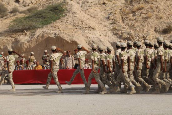 استعراض عسكري خلال تخريج دفعة للشرطة العسكرية بالمكلا