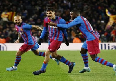 برشلونة يفوز على إشبيلية بهدف نظيف ويطارد ريال مدريد في الدوري الإسباني